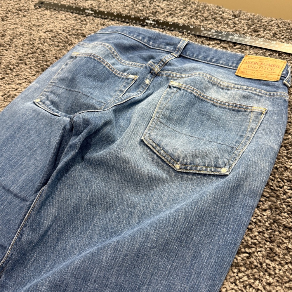 Vintage Abercrombie & Fitch Flare Jeans Mens Blue Good Distressed 33x30